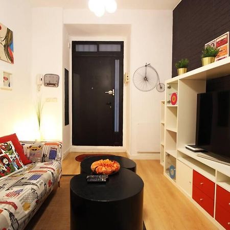 Centrico Apartamento Estilo Pop-Art By Batuecas Мадрид Екстер'єр фото
