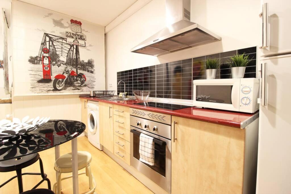 Centrico Apartamento Estilo Pop-Art By Batuecas Мадрид Екстер'єр фото